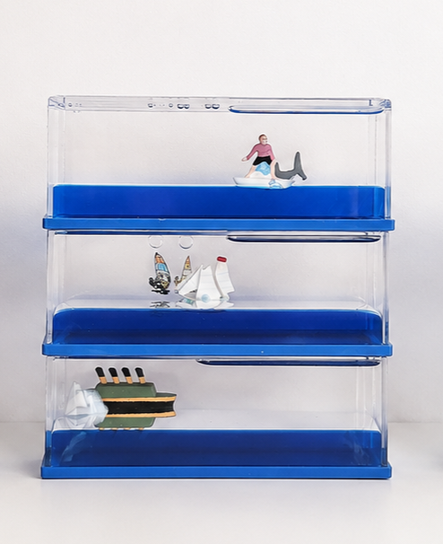 کشتی و قایق معلق دکوری (Liquid Motion Ship)